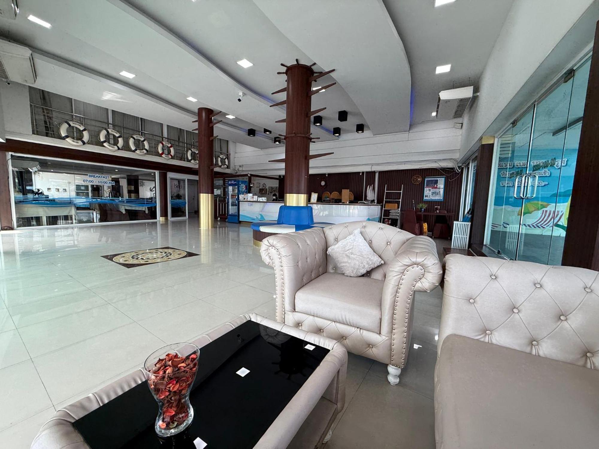 Bed By Cruise Hotel At Samakkhi-Tivanont Nonthaburi Exterior foto