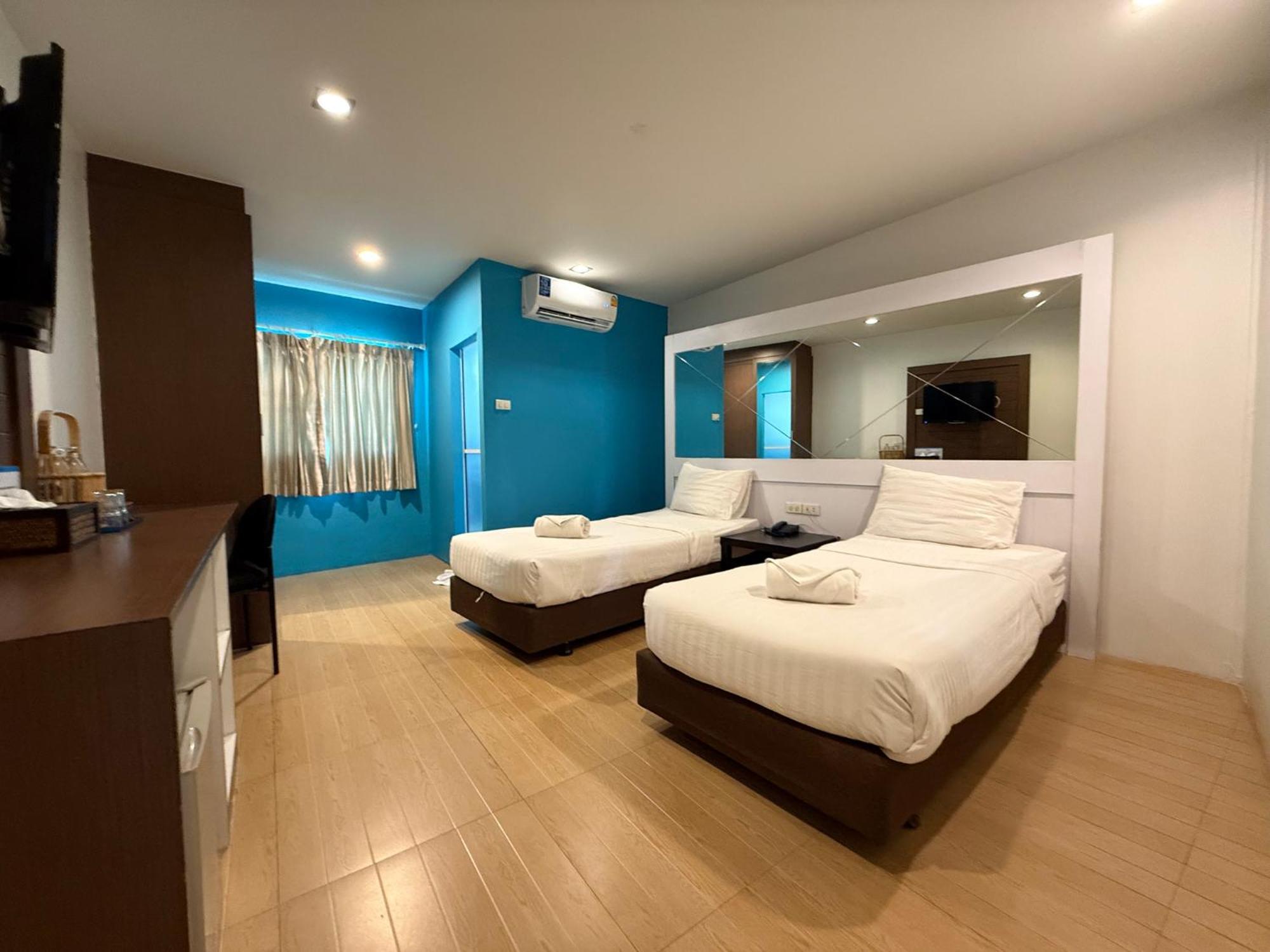 Bed By Cruise Hotel At Samakkhi-Tivanont Nonthaburi Exterior foto