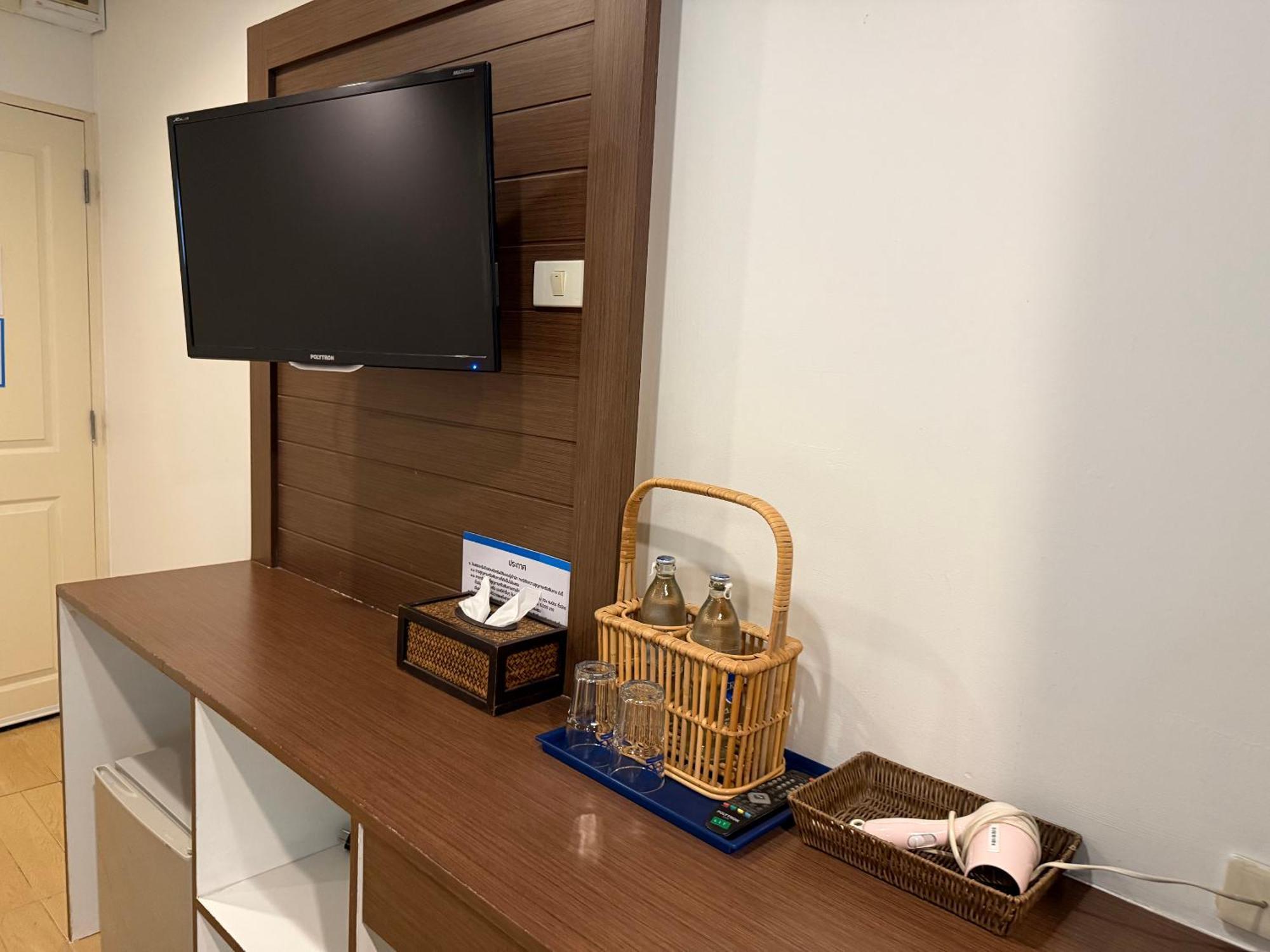 Bed By Cruise Hotel At Samakkhi-Tivanont Nonthaburi Exterior foto