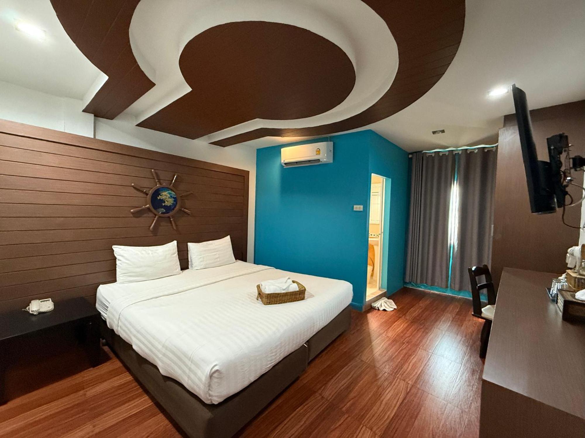 Bed By Cruise Hotel At Samakkhi-Tivanont Nonthaburi Exterior foto